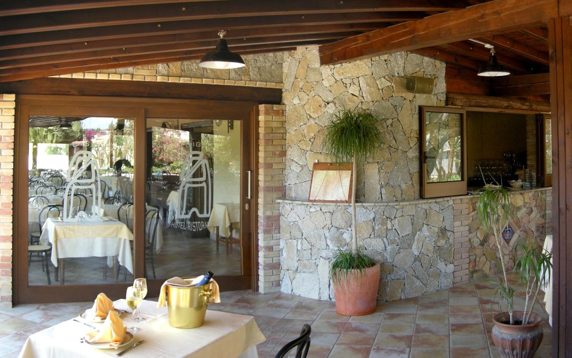 Hotel Su Giganti Villasimius Kültér fotó