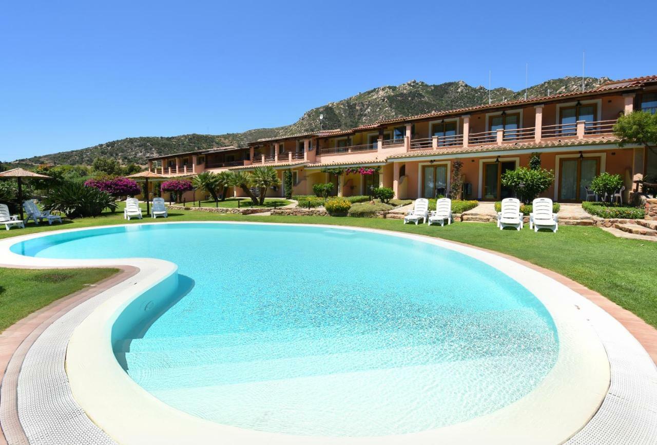 Hotel Su Giganti Villasimius Kültér fotó