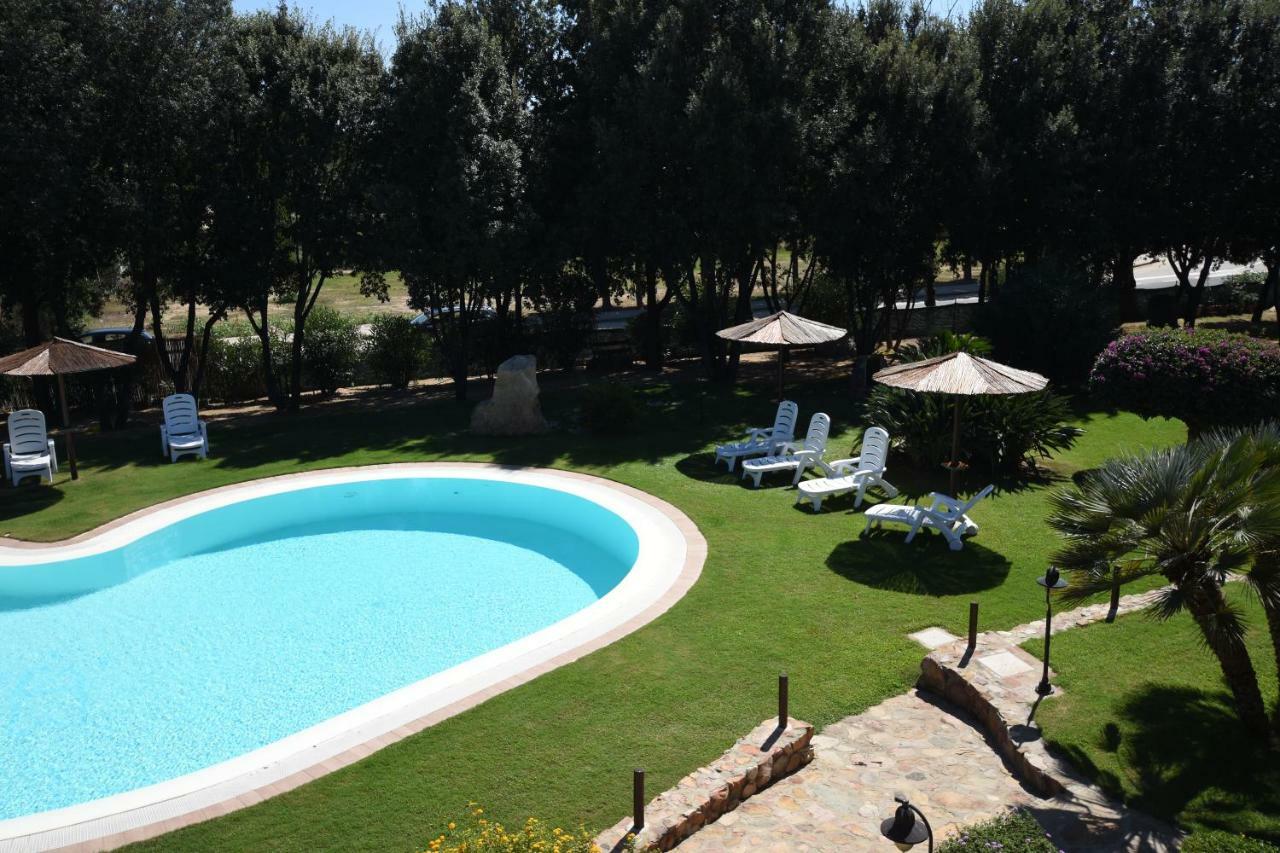 Hotel Su Giganti Villasimius Kültér fotó